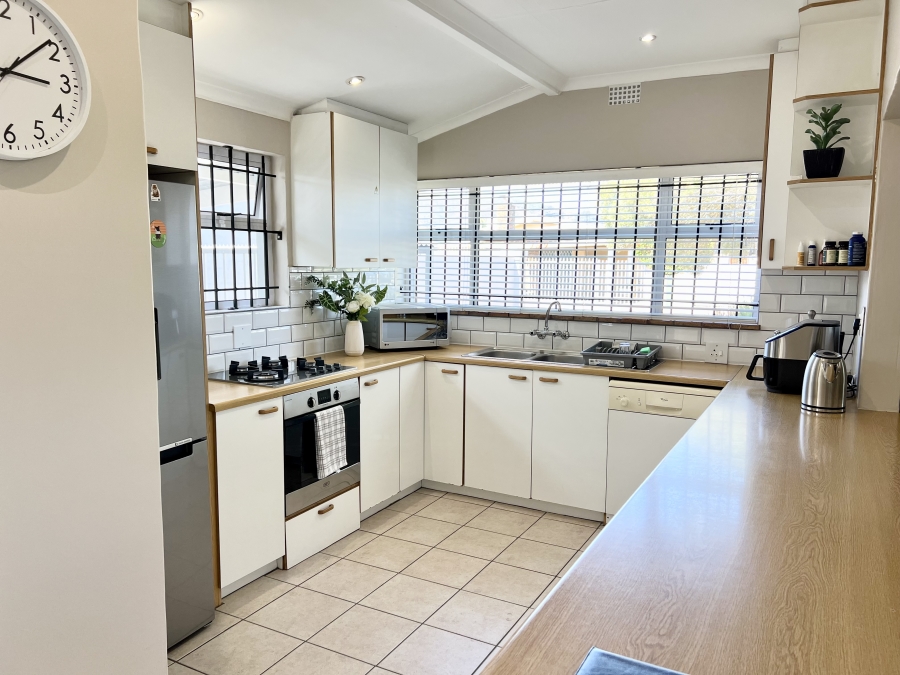 4 Bedroom Property for Sale in Richmond Estate Western Cape
